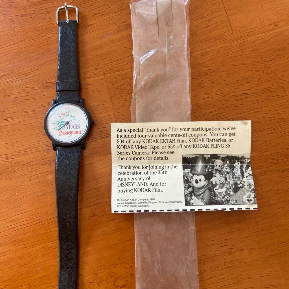 Vintage DISNEYLAND 35th Anniversary collectors wrist watch (new)